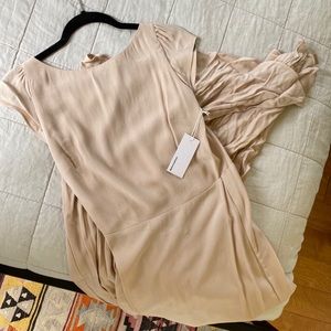 NWT Reformation Sicily Dress in Champagne